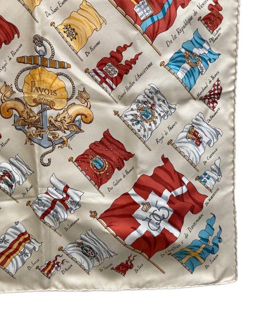 HERMES（エルメス）HERMES (エルメス) カレ40 PAVOIS 船旗 スカーフ ベージュ サイズ:-の古着・服飾アイテム