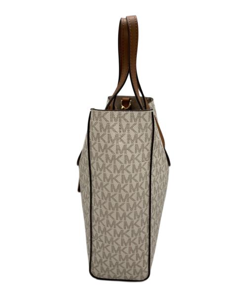 MICHAEL KORS（マイケル・コース）MICHAEL KORS (マイケル・コース) SINCLAIRシグネチャーSM SHOPPER TOTE アイボリーの古着・服飾アイテム
