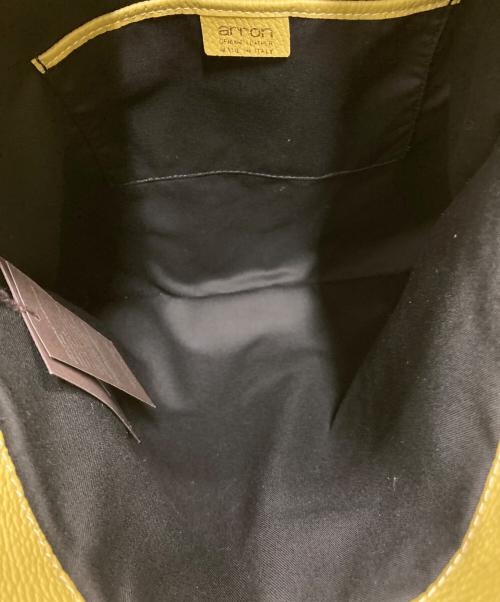 ARRON（アローン）ARRON (アローン) シュリンクレザートートバッグ イエローの古着・服飾アイテム