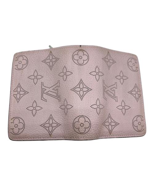 LOUIS VUITTON（ルイ ヴィトン）LOUIS VUITTON (ルイ ヴィトン) マヒナ ポルトフォイユ・クレア ピンクの古着・服飾アイテム