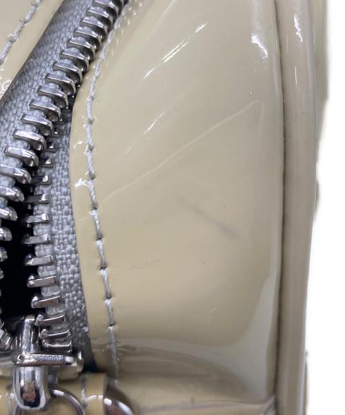 JACQUES LE CORRE（ジャックルコー）JACQUES LE CORRE (ジャックルコー) エナメルハンドバッグ アイボリーの古着・服飾アイテム