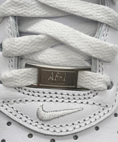 NIKE（ナイキ）NIKE (ナイキ) Supreme (シュプリーム) ローカットスニーカー ホワイト サイズ:26cm 未使用品の古着・服飾アイテム