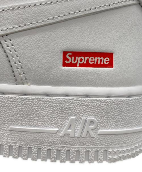 NIKE（ナイキ）NIKE (ナイキ) Supreme (シュプリーム) ローカットスニーカー ホワイト サイズ:26cm 未使用品の古着・服飾アイテム
