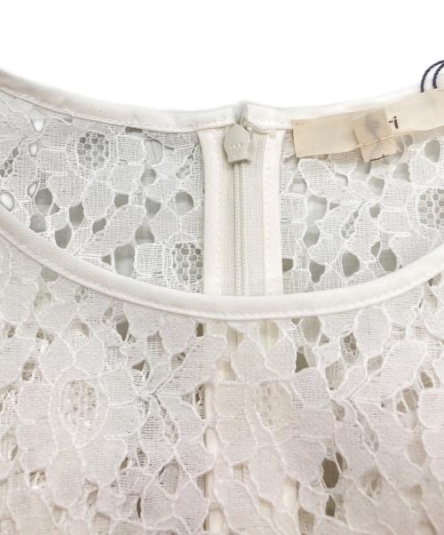 YORI（ヨリ）yori (ヨリ) フロッキーレースティアードブラウス ホワイト サイズ:36 未使用品の古着・服飾アイテム