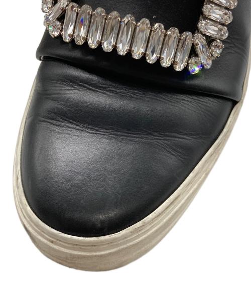 Roger Vivier（ロジェ ヴィヴィエ）Roger Vivier (ロジェ ヴィヴィエ) クリスタルバックルスニーカー ブラック サイズ:36の古着・服飾アイテム