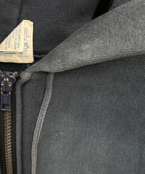 Champion REVERSE WEAVE（チャンピオン リバース ウィーブ）Champion REVERSE WEAVE (チャンピオン リバース ウィーブ) ［古着］90's目なしジップパーカー ネイビー サイズ:Mの古着・服飾アイテム