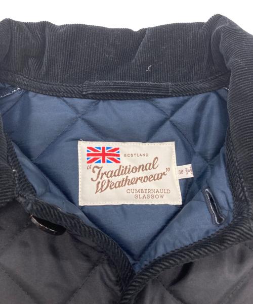 Traditional Weatherwear（トラディショナルウェザーウェア）Traditional Weatherwear (トラディショナルウェザーウェア) キルティングコート ネイビー サイズ:38の古着・服飾アイテム