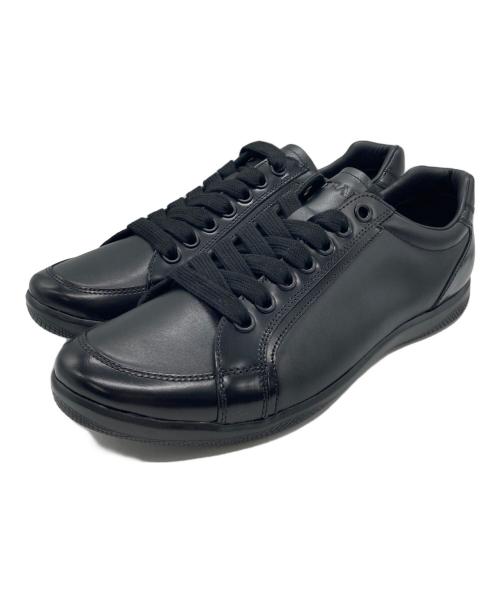PRADA（プラダ）PRADA (プラダ) レザーローカットスニーカー ブラック サイズ:SIZE 8の古着・服飾アイテム