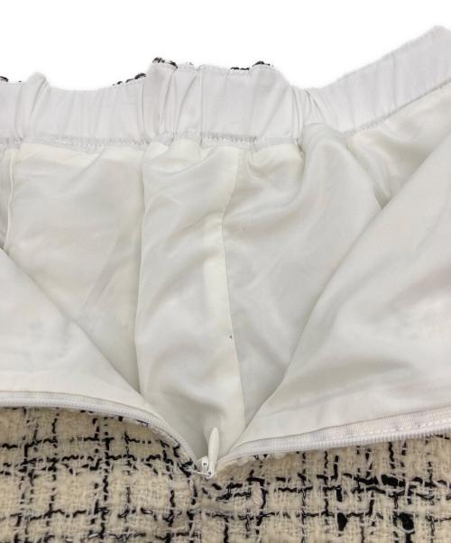 HYEON（ヘヨン）HYEON (ヘヨン) basil skort アイボリー サイズ:S 未使用品の古着・服飾アイテム