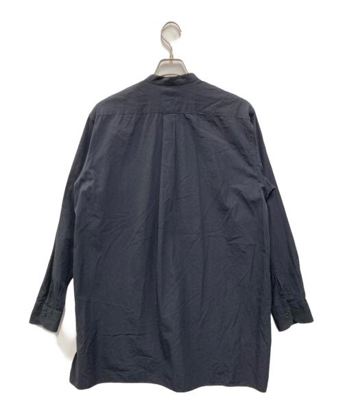 COMOLI（コモリ）COMOLI (コモリ) バンドカラーシャツ ネイビー サイズ:SIZE　2の古着・服飾アイテム