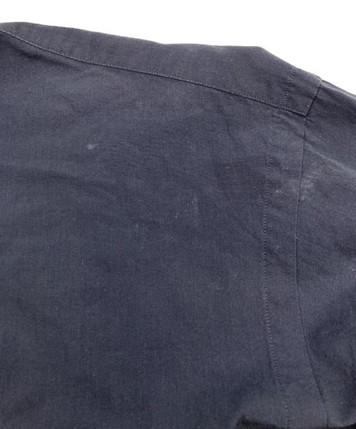 COMOLI（コモリ）COMOLI (コモリ) バンドカラーシャツ ネイビー サイズ:SIZE　2の古着・服飾アイテム