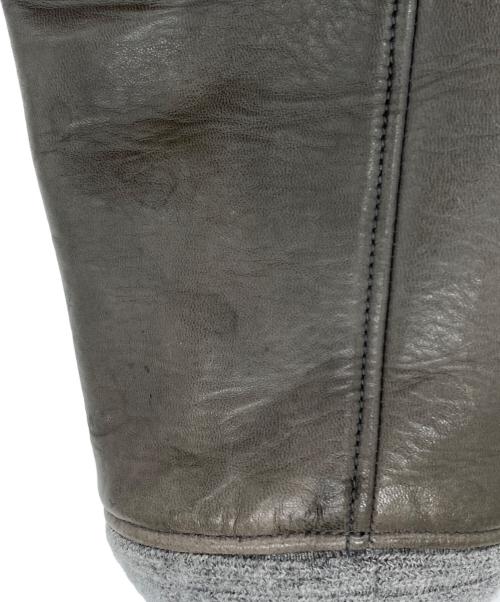 C.P COMPANY（シーピーカンパニー）C.P COMPANY (シーピーカンパニー) レザージャケット ベージュ サイズ:50の古着・服飾アイテム