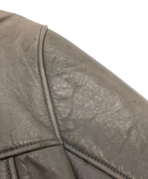 C.P COMPANY（シーピーカンパニー）C.P COMPANY (シーピーカンパニー) レザージャケット ベージュ サイズ:50の古着・服飾アイテム