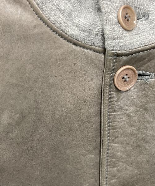 C.P COMPANY（シーピーカンパニー）C.P COMPANY (シーピーカンパニー) レザージャケット ベージュ サイズ:50の古着・服飾アイテム