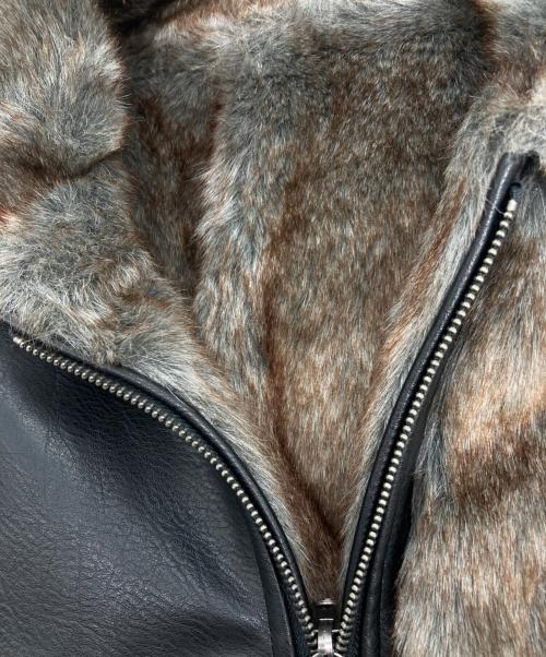 CAMPHOR WOOD（カンファーウッド）CAMPHOR WOOD (カンファーウッド) leather/fur faux reversible flight jacket ブラック サイズ:Mの古着・服飾アイテム