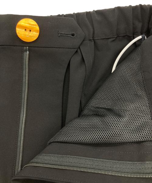 nagonstans（ナゴンスタンス）nagonstans (ナゴンスタンス) SOLOTEXストレッチタフタ ストレートコクーンパンツ ブラック サイズ:Sの古着・服飾アイテム