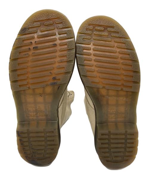 Dr.Martens（ドクターマーチン）Dr.Martens (ドクターマーチン) 1460 PASCAL 8ホールブーツ ベージュ サイズ:UK6の古着・服飾アイテム