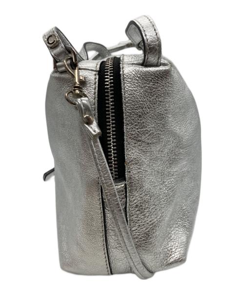 GIANNI CHIARINI（ジャンニ キアリーニ）GIANNI CHIARINI (ジャンニ キアリーニ) ALIFA M ショルダーバッグ シルバーの古着・服飾アイテム