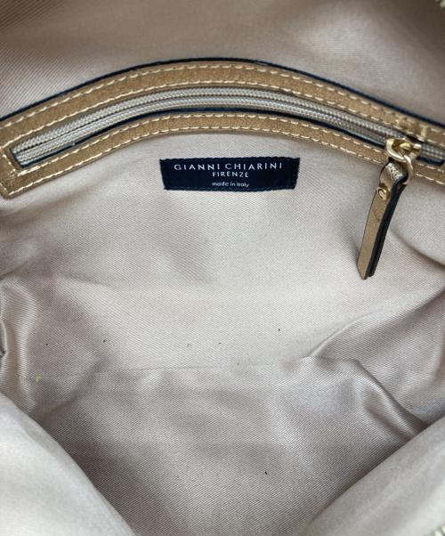 GIANNI CHIARINI（ジャンニ キアリーニ）GIANNI CHIARINI (ジャンニ キアリーニ) ALIFA M ショルダーバッグ ゴールドの古着・服飾アイテム