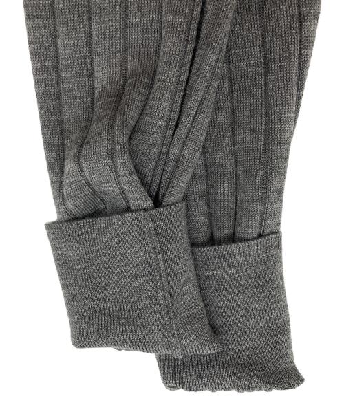 SLOANE（スローン）SLOANE (スローン) 18Gワイドリブ エクストラファインメリノウール×シルク 襟付きプルオーバー グレー サイズ:1の古着・服飾アイテム