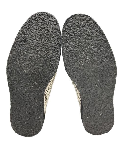 GEORGE COX（ジョージコックス）GEORGE COX (ジョージコックス) FRED PERRY (フレッドペリー) EMBOSSED TASSEL LOAFER ホワイト サイズ:40の古着・服飾アイテム