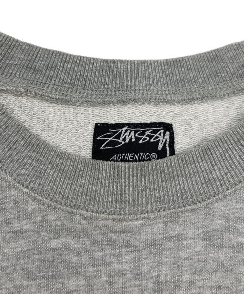 stussy（ステューシー）stussy (ステューシー) スカルプリントスウェット グレー サイズ:Lの古着・服飾アイテム