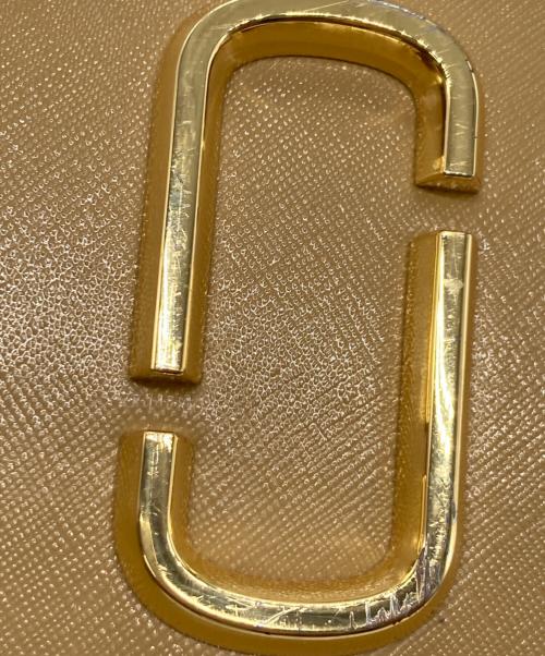 MARC JACOBS（マークジェイコブズ）MARC JACOBS (マークジェイコブズ) スナップショット ベージュの古着・服飾アイテム