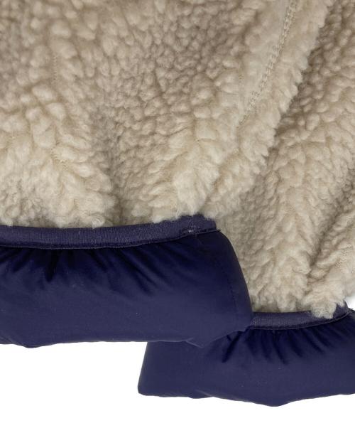 Patagonia（パタゴニア）Patagonia (パタゴニア) リバーシブル・レディ・フレディ・フーディ ベージュ×パープル サイズ:キッズ規格14Yの古着・服飾アイテム