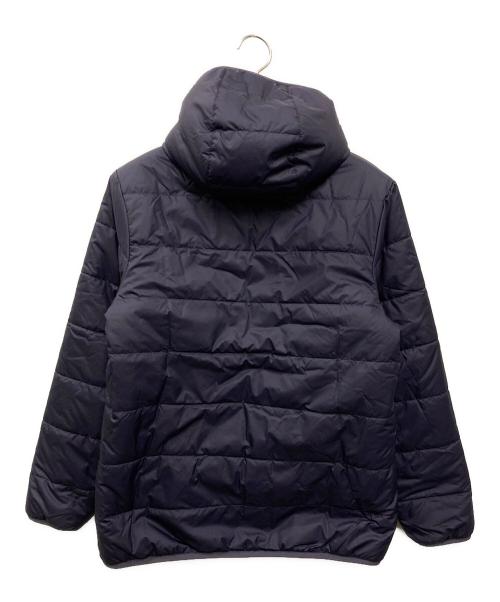 Patagonia（パタゴニア）Patagonia (パタゴニア) リバーシブル・レディ・フレディ・フーディ ベージュ×パープル サイズ:キッズ規格14Yの古着・服飾アイテム