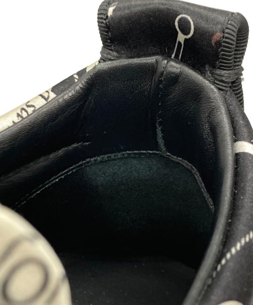 Christian Louboutin（クリスチャン・ルブタン）Christian Louboutin (クリスチャン・ルブタン) LOUIS JUNIOR SPIKES スニーカー ブラック サイズ:42の古着・服飾アイテム