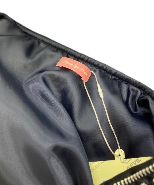 THE BLACK EYE PATCH（ブラックアイパッチ）THE BLACK EYE PATCH (ブラックアイパッチ) LOW SCRIPT STADIUM JACKET ネイビー サイズ:Ⅿ 未使用品の古着・服飾アイテム