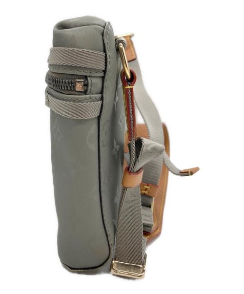 LOUIS VUITTON（ルイ ヴィトン）LOUIS VUITTON (ルイ ヴィトン) モノグラム チタニウム メッセンジャー グレーの古着・服飾アイテム