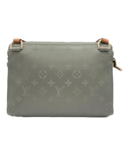 LOUIS VUITTON（ルイ ヴィトン）LOUIS VUITTON (ルイ ヴィトン) モノグラム チタニウム メッセンジャー グレーの古着・服飾アイテム