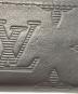 中古・古着 LOUIS VUITTON (ルイ ヴィトン) LOUIS VUITTON モノグラム・シャドウ ポルト・カルト・ダブル カードケース ブラック：27000円