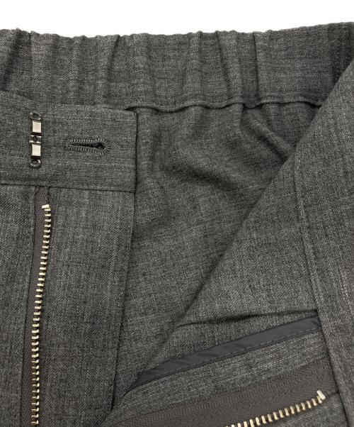 cygne（シーニュ）cygne (シーニュ) サイドフレアパンツ Ron グレー サイズ:S 未使用品の古着・服飾アイテム