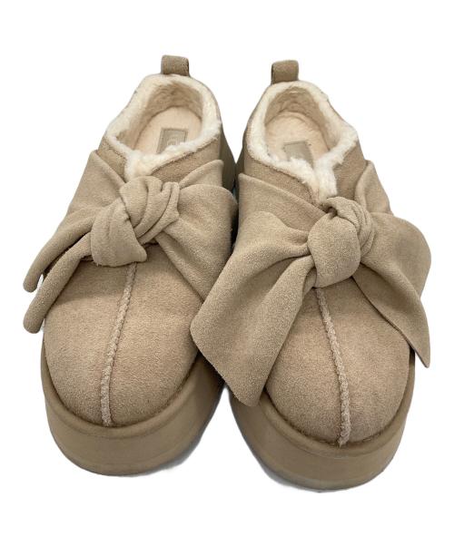 UGG（アグ）UGG (アグ) Platform Slip-On Bow ベージュ サイズ:24㎝の古着・服飾アイテム