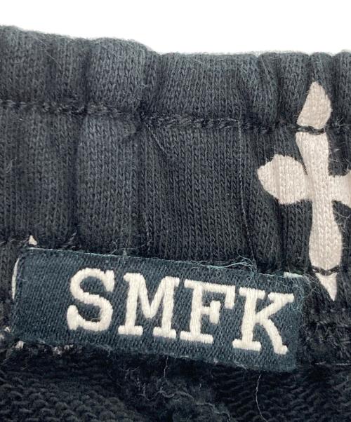SMFK（エスエムエフケー）SMFK (エスエムエフケー) Compass ブラック ガーデン ワイドレッグ トラック パンツ ブラック サイズ:Sの古着・服飾アイテム