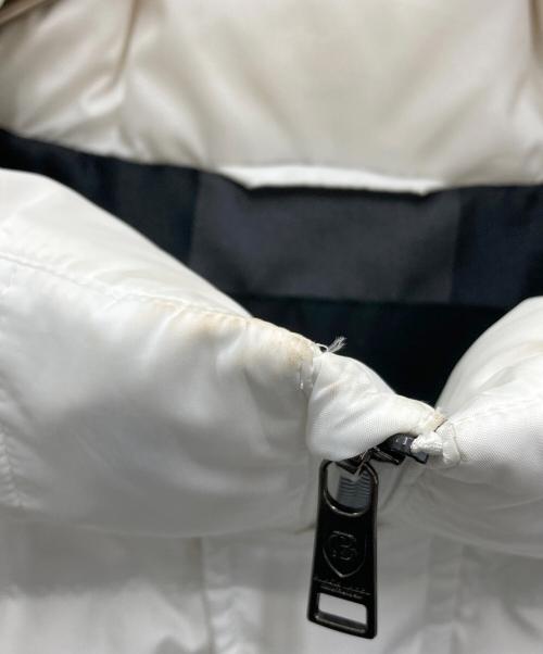 BLAC LABEL CRESTBRIDGE（ブラックレーベル クレストブリッジ）BLAC LABEL CRESTBRIDGE (ブラックレーベル クレストブリッジ) ダウンジャケット ホワイト サイズ:Mの古着・服飾アイテム