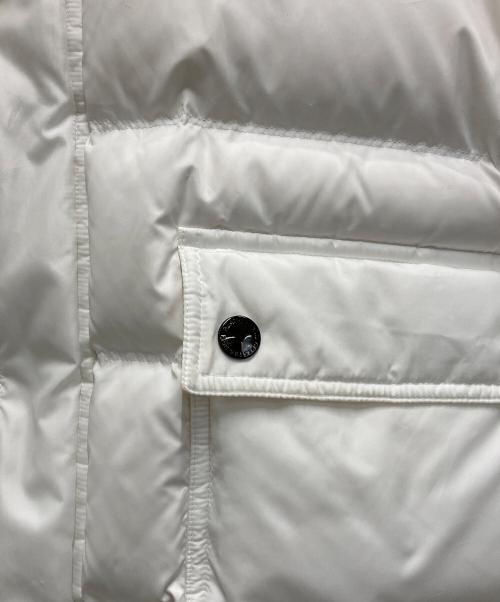 BLAC LABEL CRESTBRIDGE（ブラックレーベル クレストブリッジ）BLAC LABEL CRESTBRIDGE (ブラックレーベル クレストブリッジ) ダウンジャケット ホワイト サイズ:Mの古着・服飾アイテム