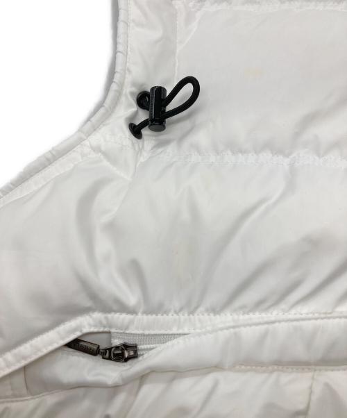 BLAC LABEL CRESTBRIDGE（ブラックレーベル クレストブリッジ）BLAC LABEL CRESTBRIDGE (ブラックレーベル クレストブリッジ) ダウンジャケット ホワイト サイズ:Mの古着・服飾アイテム