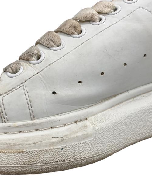ALEXANDER McQUEEN（アレキサンダーマックイーン）ALEXANDER McQUEEN (アレキサンダーマックイーン) OVERSIZED SNEAKER ホワイト サイズ:40の古着・服飾アイテム