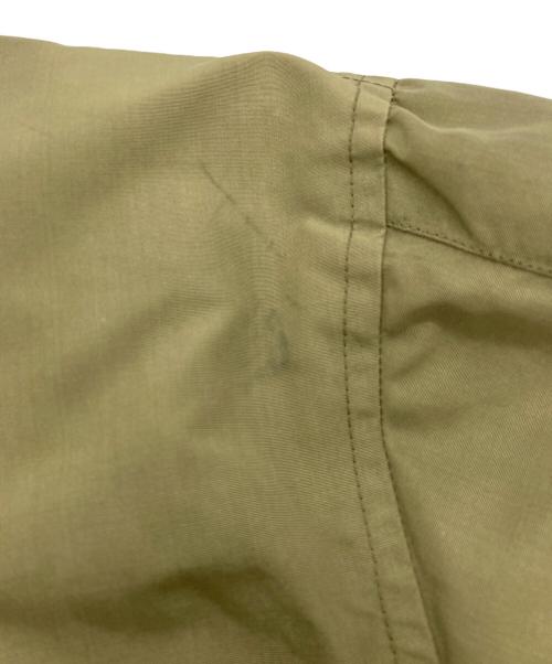 Eddie Bauer（エディーバウアー）Eddie Bauer (エディーバウアー) ポーラーライトパーカーダウンジャケット カーキ サイズ:不明の古着・服飾アイテム