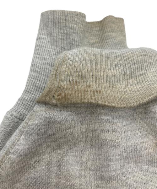 Champion REVERSE WEAVE（チャンピオン リバース ウィーブ）Champion REVERSE WEAVE (チャンピオン リバース ウィーブ) 目あり刺繍スウェット グレー サイズ:Lの古着・服飾アイテム