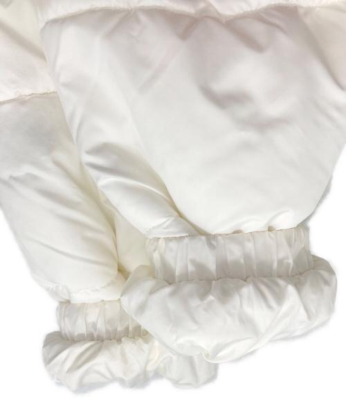 adidas（アディダス）adidas (アディダス) パデッド スタンドカラー パファージャケット ホワイト サイズ:Sの古着・服飾アイテム