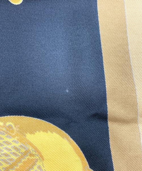 HERMES（エルメス）HERMES (エルメス) カレ90 Eperon d'or 黄金の拍車 シルクスカーフ ブラックの古着・服飾アイテム
