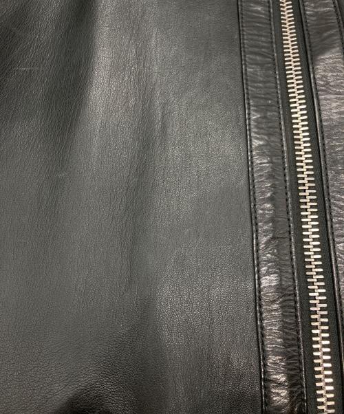 DSQUARED2（ディースクエアード）DSQUARED2 (ディースクエアード) バッチシングルライダースジャケット ブラック サイズ:SIZE 52の古着・服飾アイテム