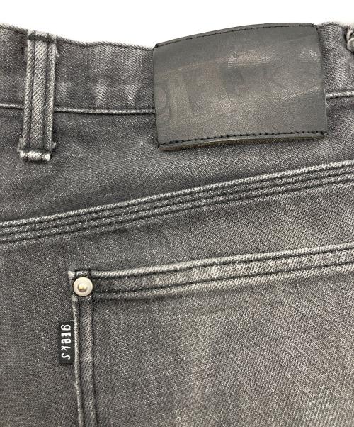 geeks（ギークス）gEeks (ギークス) BAGGY DENIM PANTS グレー サイズ:１の古着・服飾アイテム