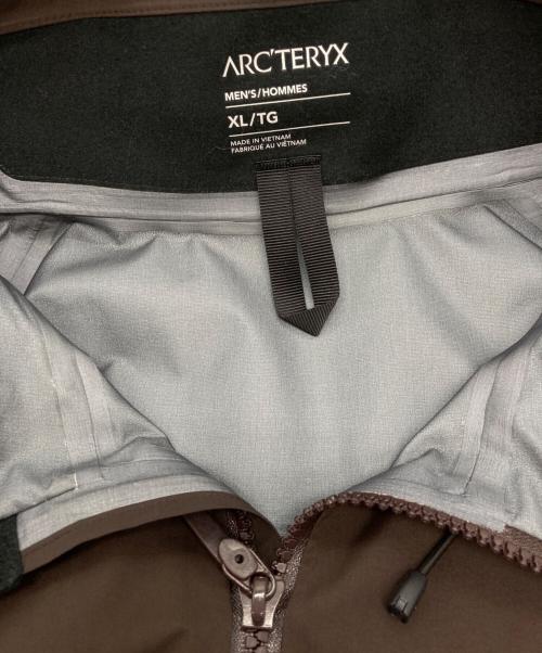 ARC'TERYX（アークテリクス）ARC'TERYX (アークテリクス) Beta AR Jacket Bitters/ビターズ(ブラウン) サイズ:XLの古着・服飾アイテム