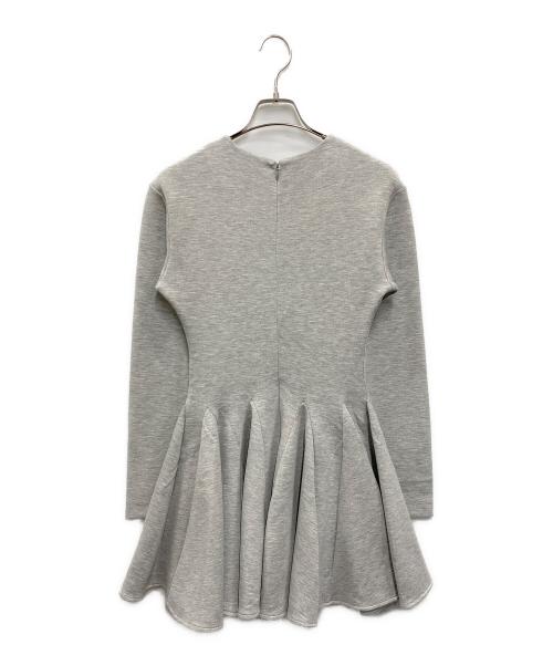 THE TOE（ザ・トゥー）THE TOE (ザ・トゥー) Poros flare onepiece グレー サイズ:S 未使用品の古着・服飾アイテム