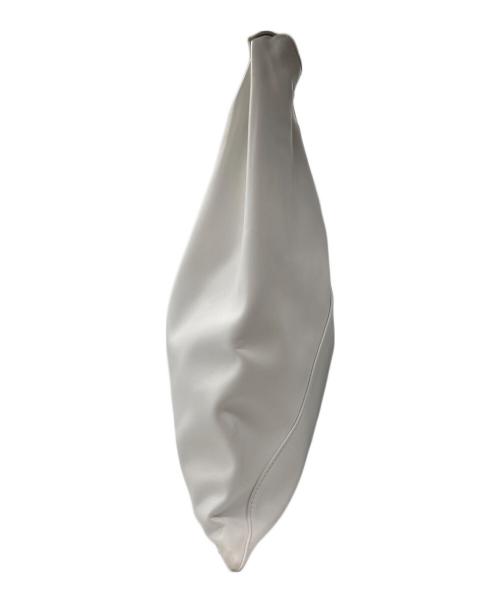 MM6 Maison Margiela（エムエムシックスメゾンマルジェラ）MM6 Maison Margiela (エムエムシックスメゾンマルジェラ) Japanese スモール トライアングル トートバッグ ホワイトの古着・服飾アイテム